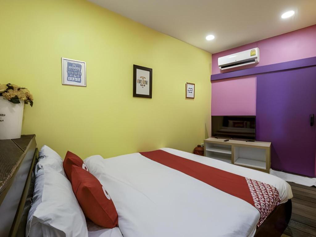 Art Sanamchai Albergue